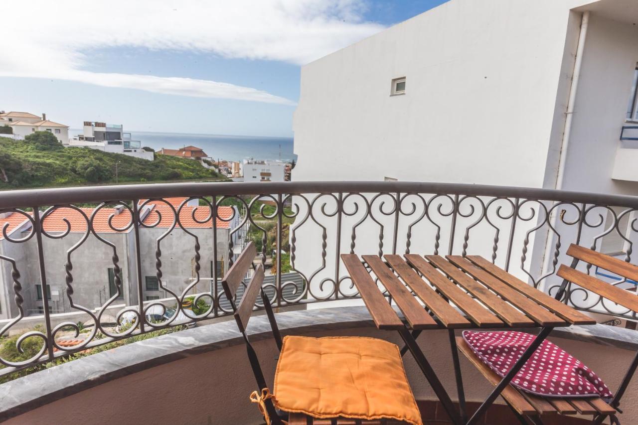 Ericeira Chill Hill Hostel & Private Rooms - Peach Garden Экстерьер фото