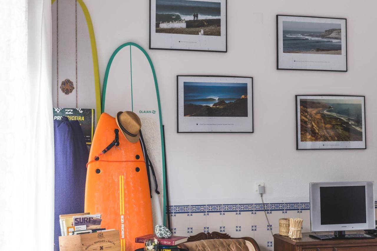 Ericeira Chill Hill Hostel & Private Rooms - Peach Garden Экстерьер фото