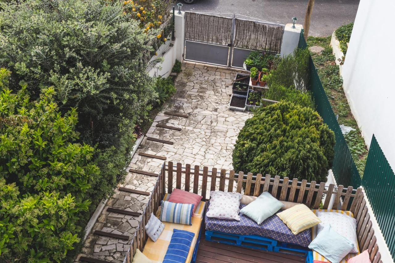 Ericeira Chill Hill Hostel & Private Rooms - Peach Garden Экстерьер фото
